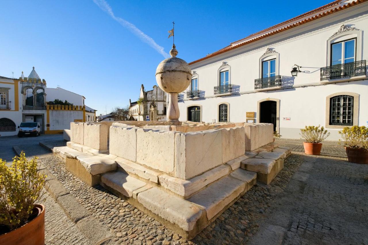 Mourasuites Hotel Evora Exterior photo
